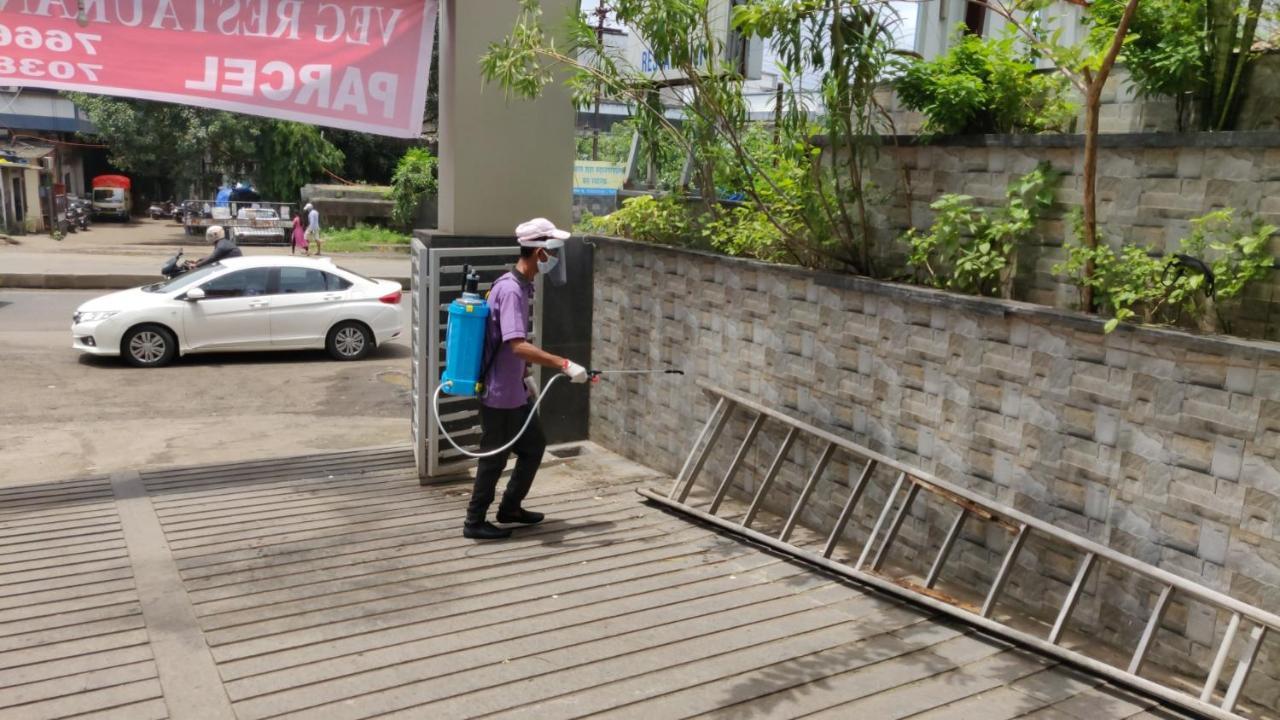 Hotel Sai Residency Vasai Exterior photo